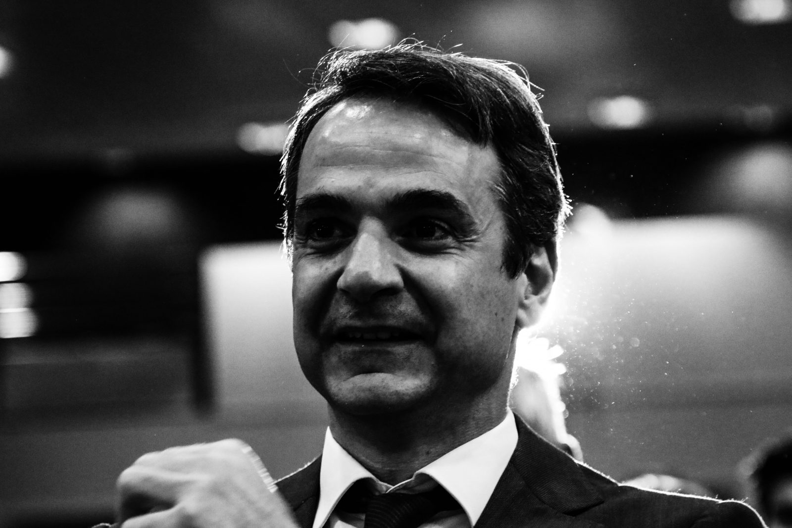 Προξενιό με τη χρήση του